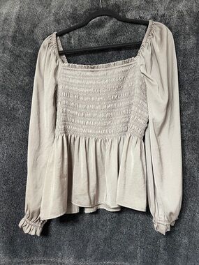 Gap Women’s Smocked Long-Sleeve Peplum Top - Taupe Color